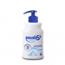 DOUXO S3 CARE Champú hidratante para perros y gatos